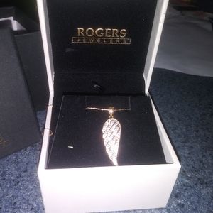 14k gold diamond angel pendant .25ct